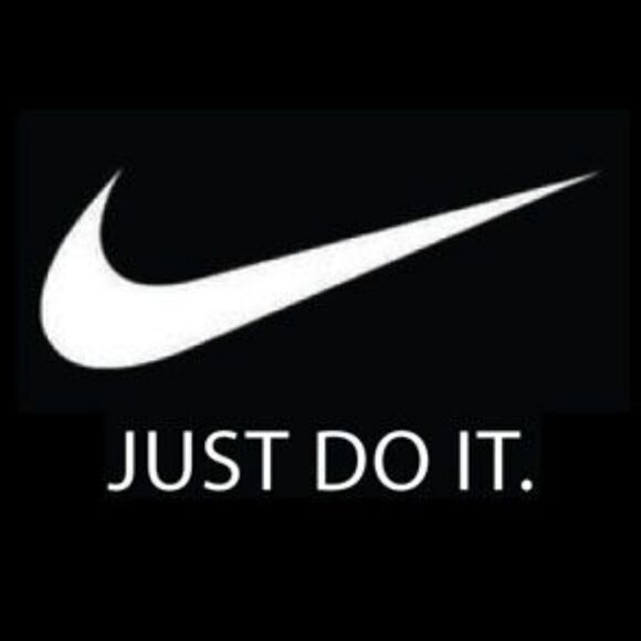 Nike Women's Black Hooded Zip-Up Long Sleeve Jacket - Picture 14 of 14